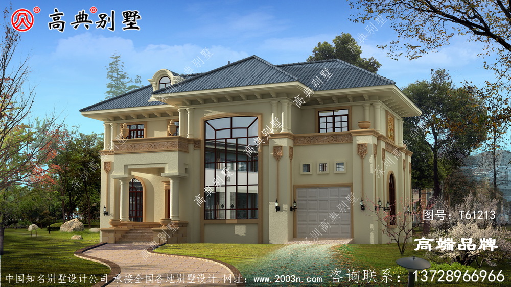 方形立柱,使别墅整体大气美观